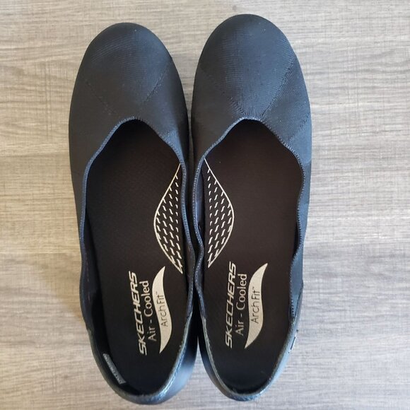 Skechers Arch Fit Must Be Mine Black Slip-On Ballet Flats Scalloped Women's 10 - Picture 5 of 12